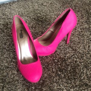 Hot pink pumps